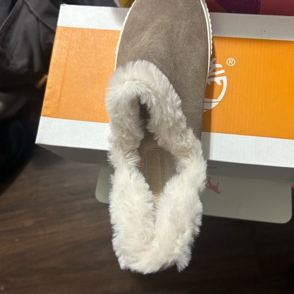 Timberland slip on Booties - Picture 2 of 4